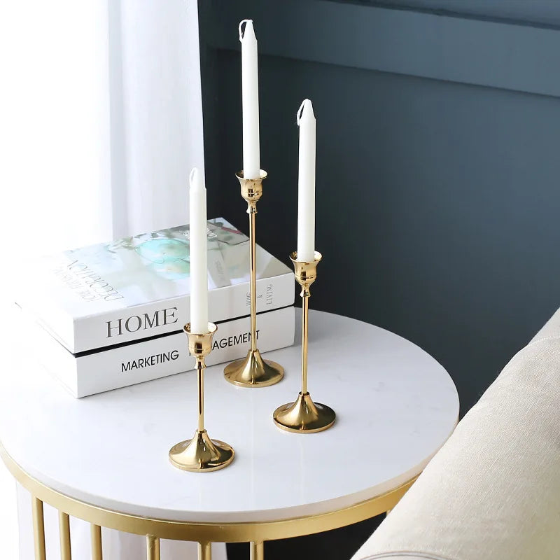 3-pk Gull Lysestaker – Elegant Dekorasjon til Bryllup og Hjem